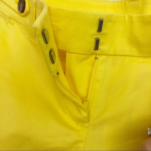NWOT- Ann Taylor Yellow Shorts - Picture 4 of 5